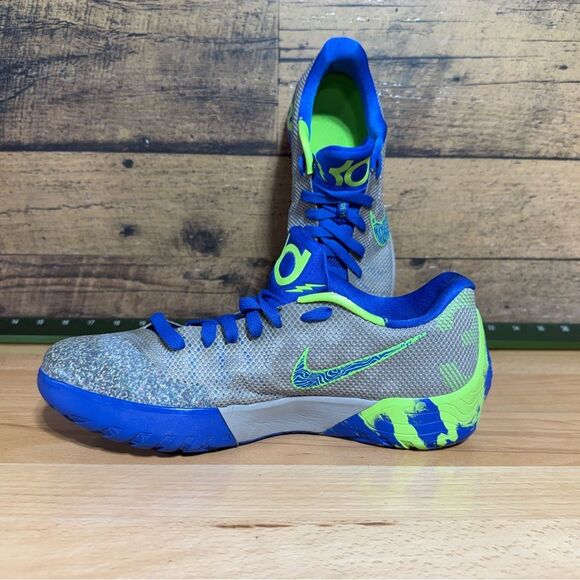 Nike KD trey 5 Gray and Blue Athletic Shoes with Green Accents main image 11